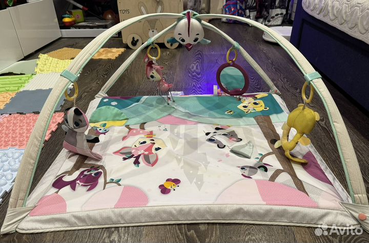 Развивающий коврик tiny love принцесса