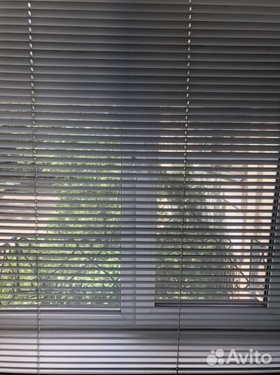 Жалюзи горизонтальные