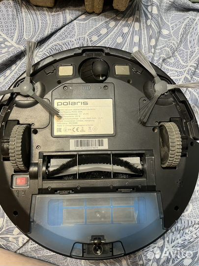 Робот пылесос polaris