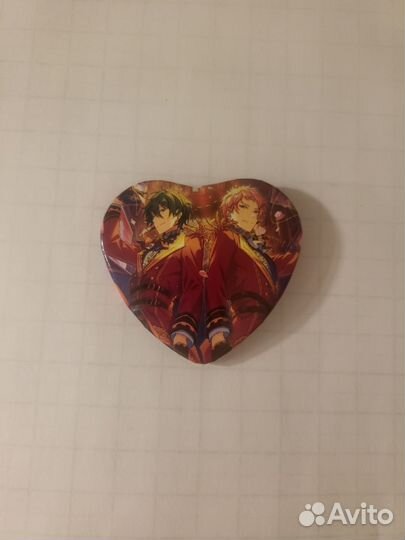 Значок с Шу и Микой из Ensemble Stars