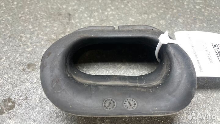 1443259 Уплотнение боковой панели scania скания