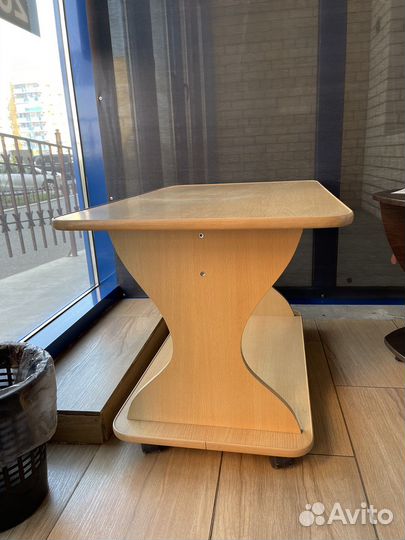 Журнальный стол