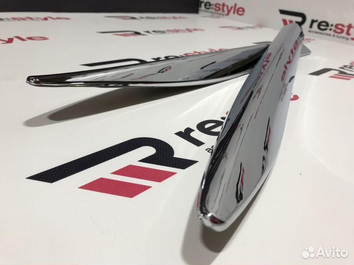 Молдинги дверей Lexus LX570 c 2016 R663