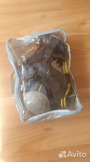 Защита для роликов и коньков