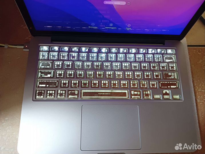 Apple MacBook Pro 13 retina 2015 (запчасти)