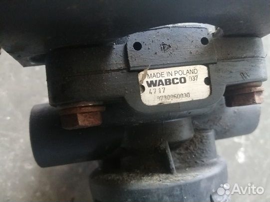 Клапан ускорительный MAN