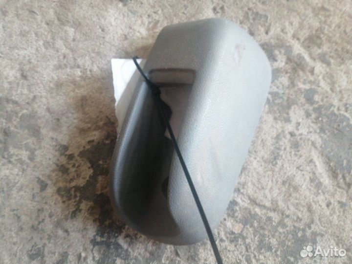 Накладка на ручку лючка бензобака Mazda Axela BK