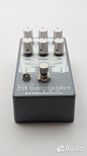 Earthquaker devices Bit Commander