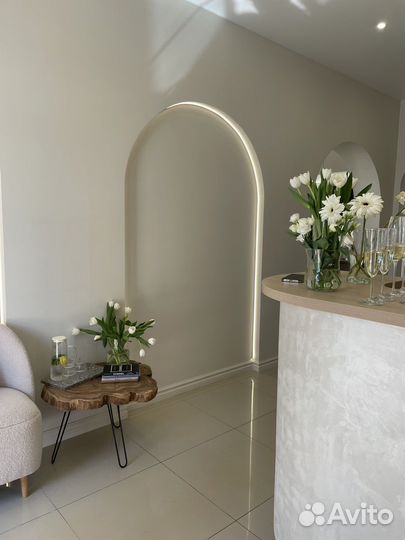 Мастер маникюра и педикюра