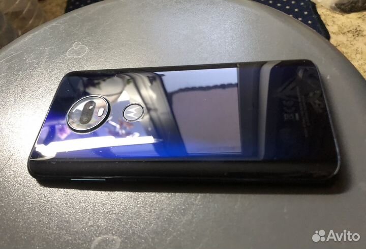 Motorola Moto G7 Plus, 4/64 ГБ