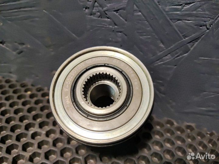 Обгонная муфта генератора Mercedes-Benz C-Class