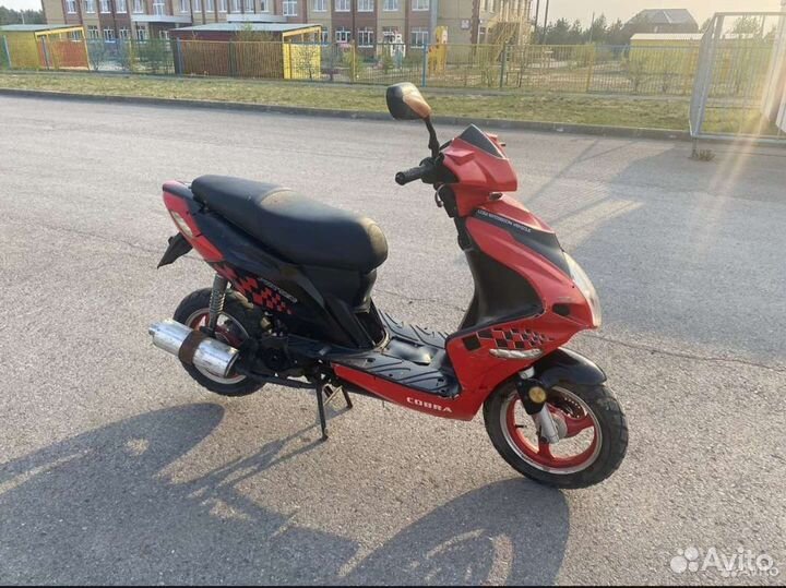 Скутер vortex cobra