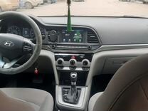 Hyundai Elantra 2.0 AT, 2018, 160 000 км, с пробегом, цена 1 500 000 руб.