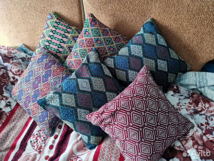 Подушечки для диванов