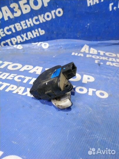 Моторчик заслонок отопителя Ваз Лада Гранта седан