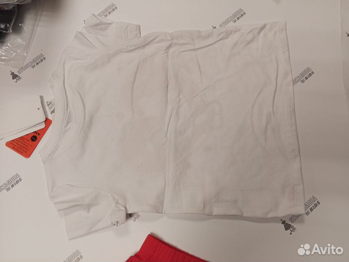 Новый костюм для девочки Hello Kitty от Playtoday