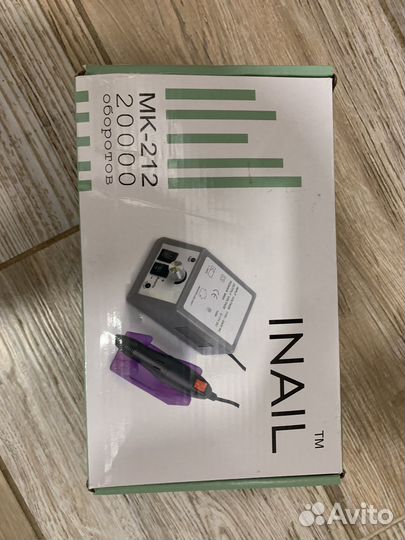 Продаю материалы для маникюра