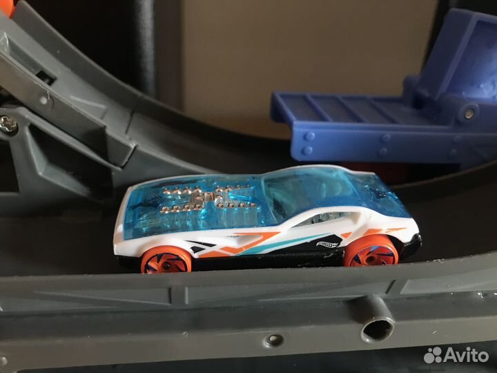 Hot wheels автовоз