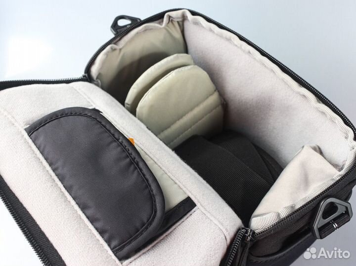 Фотосумка LowePro Rezo 160 AW