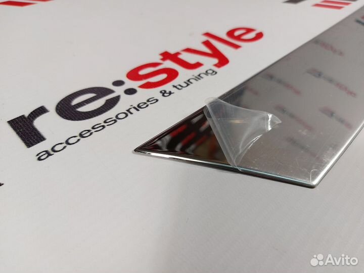 Накладка на 5-ю дверь Honda Freed с16г Хром Качест