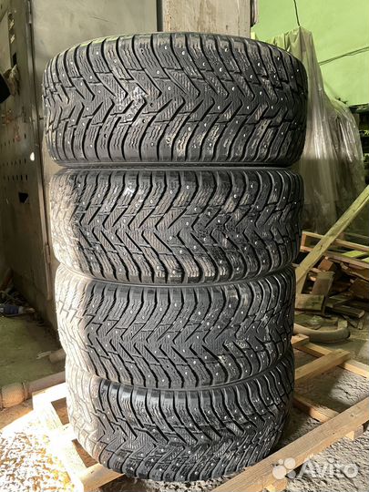 Nokian Tyres Hakkapeliitta 8 SUV 255/55 R18