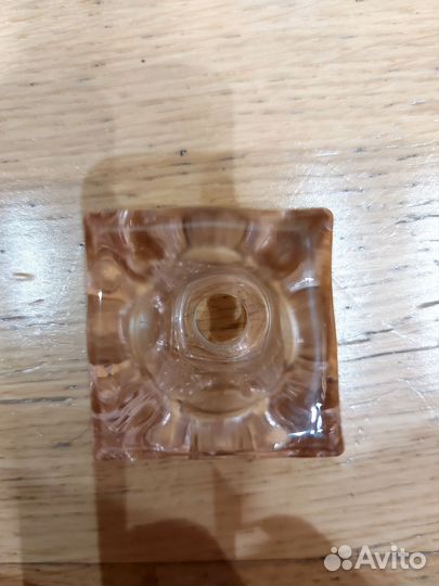 Квадратный плафон под точечный светильник