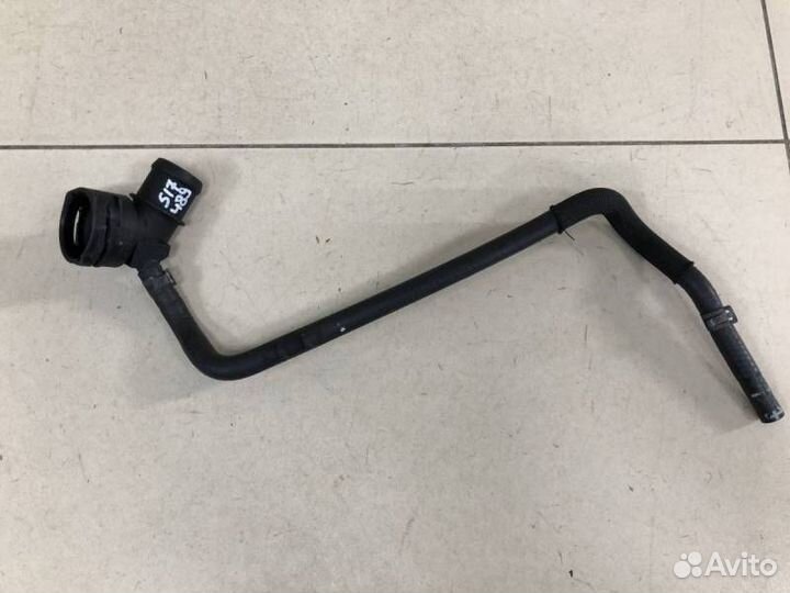 Фланец двигателя системы охлаждения Skoda Kodiaq 2016