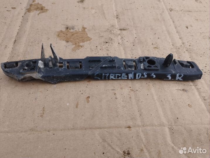 Кронштейн заднего бампера правый Citroen DS 3