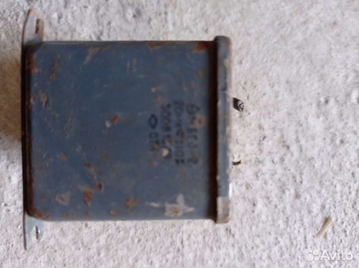 Пусковой конденсатор