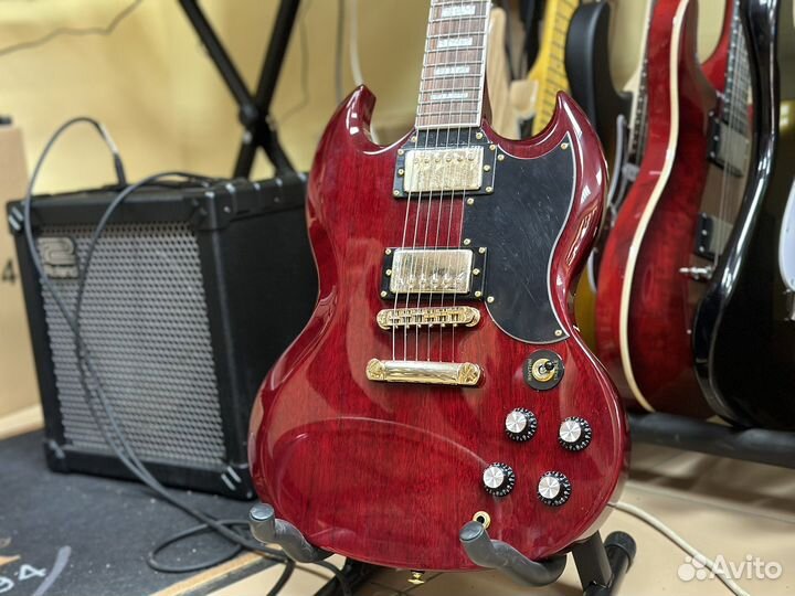 Электрогитара