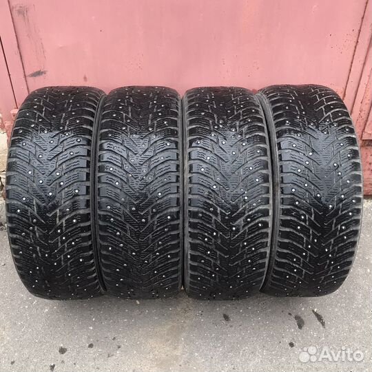 Nokian Tyres Hakkapeliitta 8 SUV 215/55 R18 99T