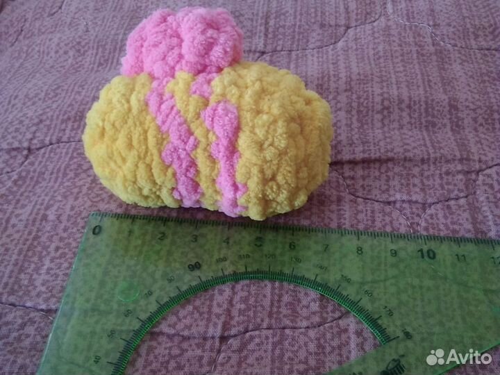 Вязаная пчела 7 см