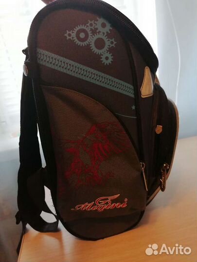 Рюкзак с ортопедической спинкой