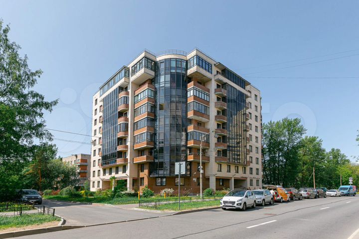 4-к. квартира, 129 м², 9/9 эт.