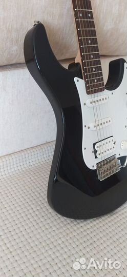 Yamaha pacifica 112j