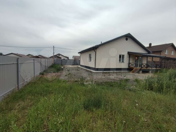 Дом 134 м² на участке 8,1 сот.