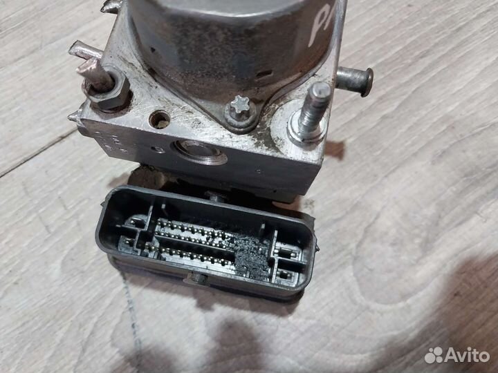 Блок ABS Renault Logan 2