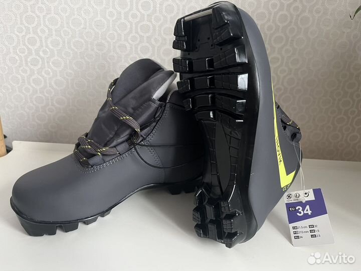 Новые ботинки для беговых лыж Inovik р.34 - р.37,5