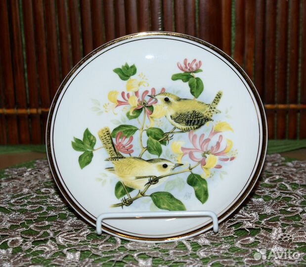 Блюда и тарелки с птицами. Фарфор. Англия
