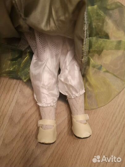 Кукла фарфоровая remeco collection