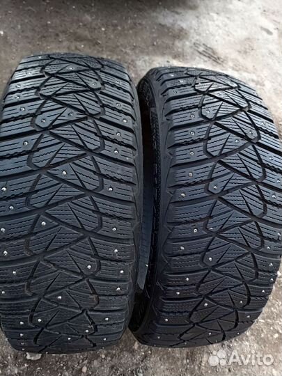 Goodyear Ultragrip 600 215/55 R17