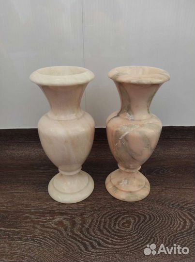 Ваза из камня