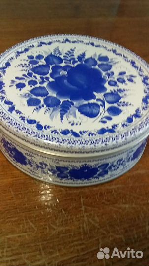 Шкатулка-жесть баночка