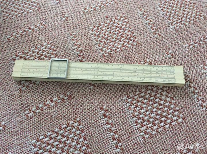 Логарифмическая линейка