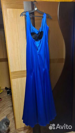 Вечернее платье в пол 42 44