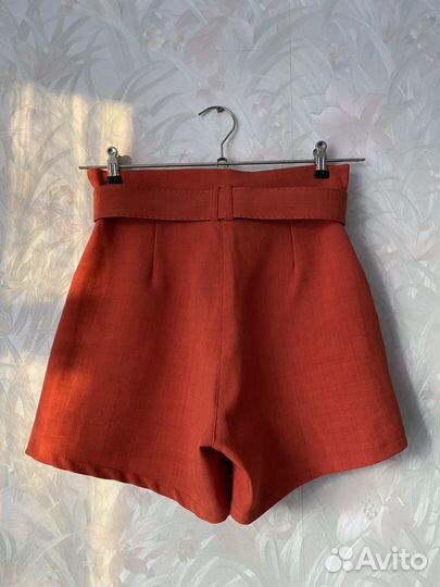 Шорты с высокой талией
