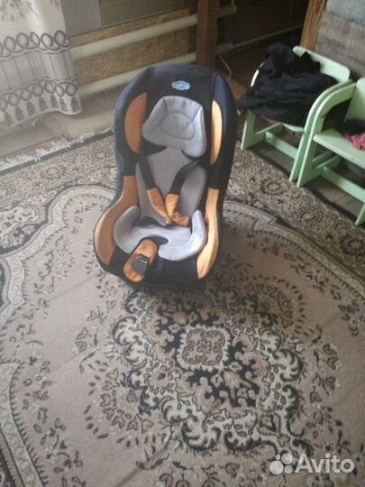 Автомобильное детское кресло до 13 кг