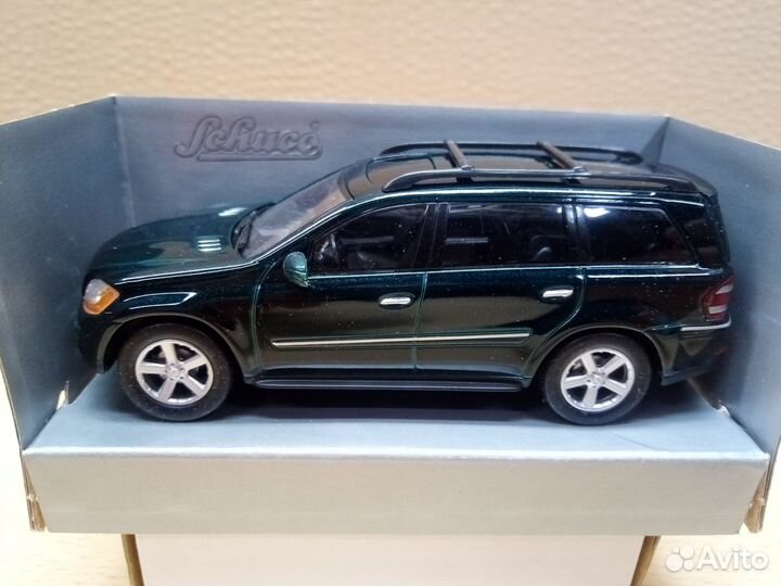 Schuco Junior line 1:43 mercedes-benz