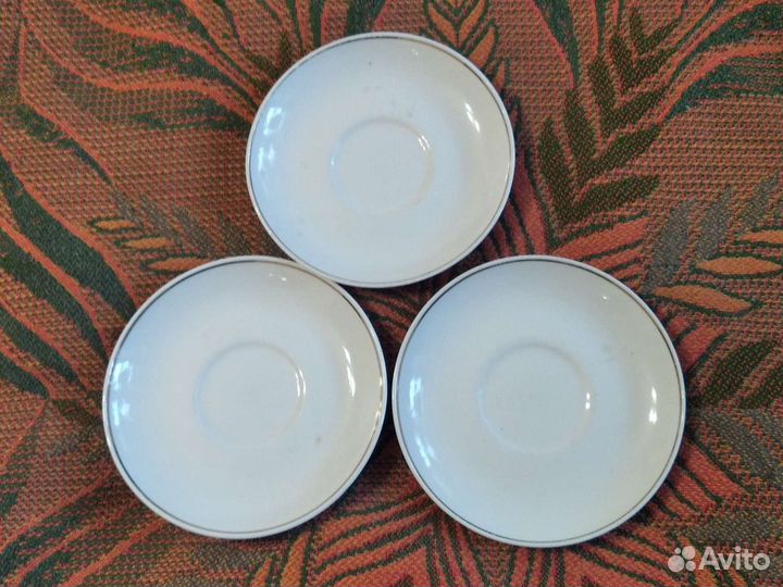 Фарфоровая посуда. Набором или отдельные предметы