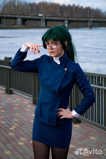 Косплей Маки Зенин Магическая битва